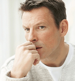 vyras susijaudinimo metu pagalvojo apie išskyras